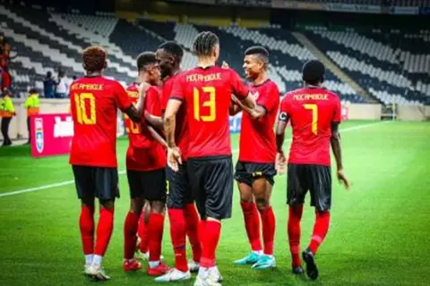 تصفيات كأس العالم.. موزمبيق تتخطى أوغندا وتتصدر المجموعة السابعة على ستاد القاهرة